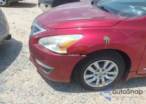 2015 Nissan Altima 2.5 S z USA, uszkodzony, nr VIN 1N4AL3APXFC110463